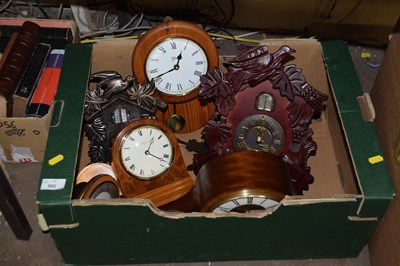 Lot 592 - One box assorted mantle and wall clocks