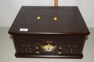 Lot 662 - Itek record player
