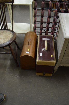 Lot 724 - Two vintage sewing machines
