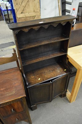 Lot 804 - Small oak dresser
