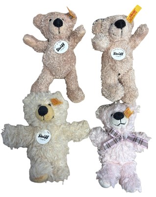 Lot 406 - Four Steiff teddy bear keyrings