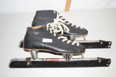 Lot 6 - Vintage ice skates
