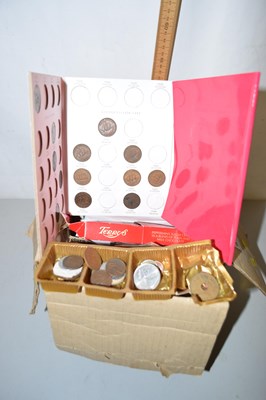 Lot 80 - Box various British and world circulated coinage