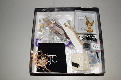 Lot 116 - Box various costume jewellery