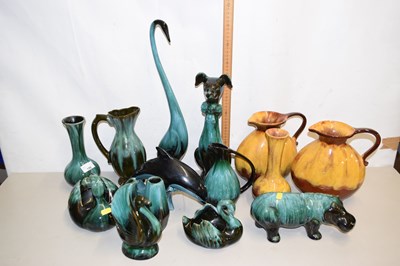 Lot 156 - Collection of Blue Mountain pottery, ornaments...