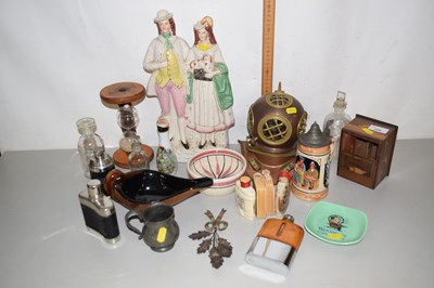 Lot 209 - Mixed lot to include staffordshire flat back...