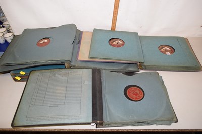 Lot 539 - Five albums 78 rpm records
