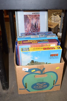 Lot 661 - One box games and puzzles