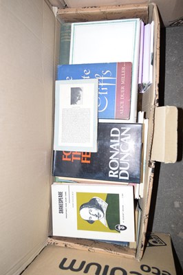 Lot 812 - Box mixed books