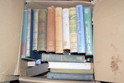 Lot 820 - Box mixed books