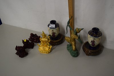 Lot 99 - Mixed resin oriental figures, reproduction...