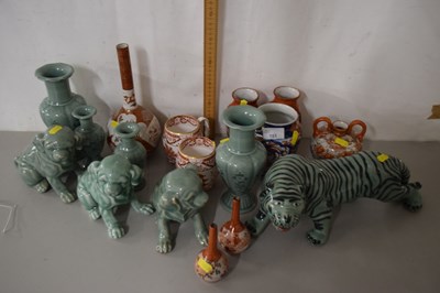 Lot 151 - Mixed lot various Japanese vases, Royal...