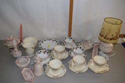 Lot 184 - Mixed lot to include Aynsley and other tea...