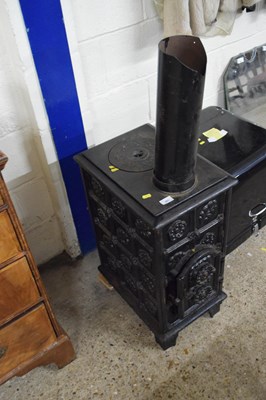 Lot 369 - Cast iron wood burner