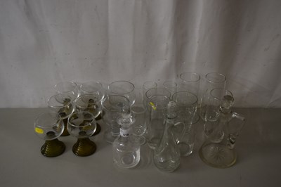 Lot 518 - Mixed glass ware