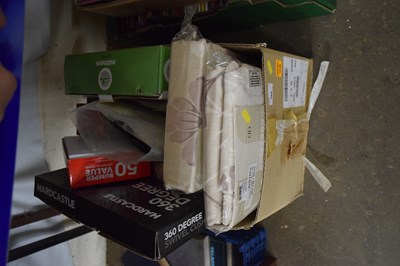 Lot 569 - Qty of assorted bedding