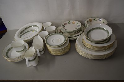 Lot 601 - Qty of Royal Doulton Rondelay dinner wares