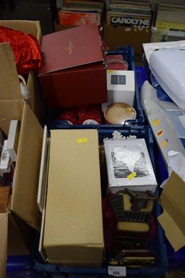 Lot 606 - Two boxes of household decorative items,...