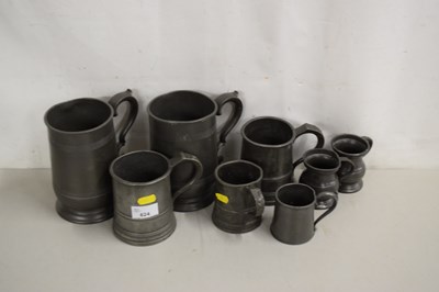 Lot 624 - Qty pewter