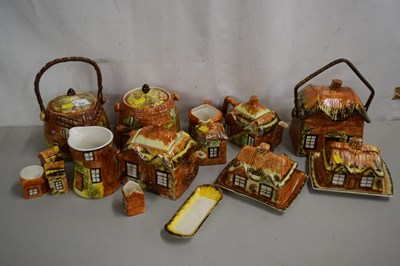 Lot 633 - Qty of cottage ware