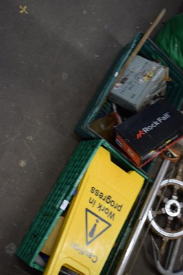 Lot 780 - One box various garage clearance items