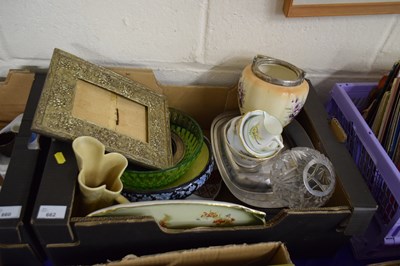 Lot 662 - One box various assorted ceramics, kitchen...