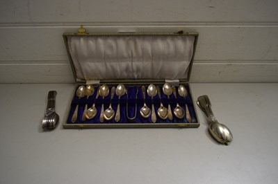 Lot 120 - CASED SET OF SILVER PLATED TEA SPOONS AND...