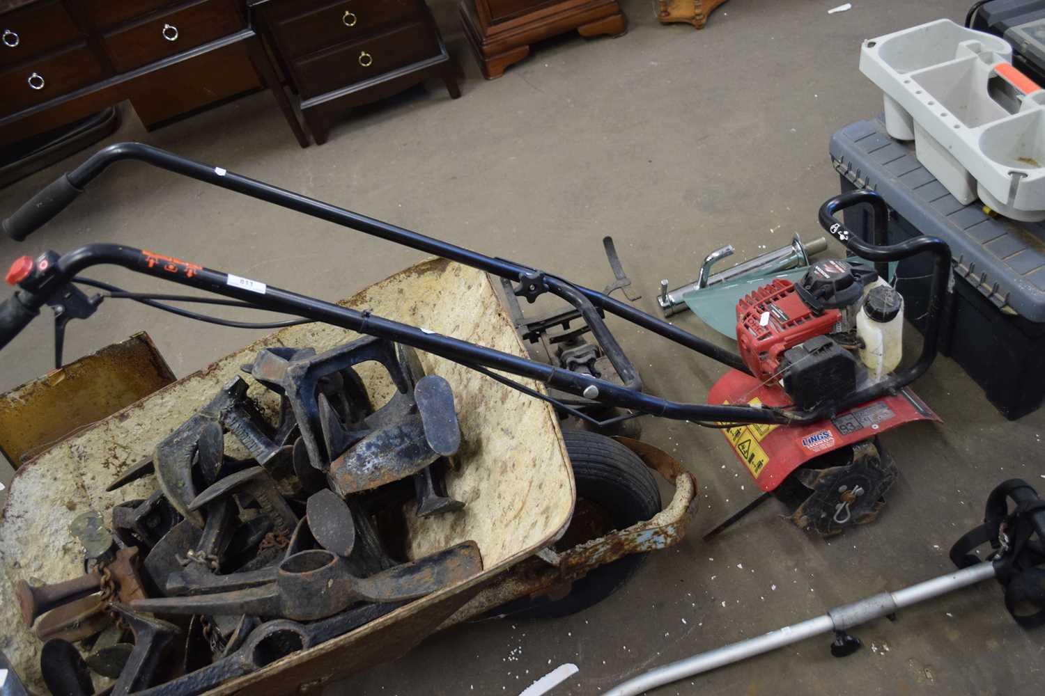 Lot 811 - HONDA ROTOVATOR