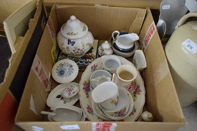 Lot 572 - ONE BOX VARIOUS MIXED CERAMICS TO INCLUDE...