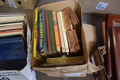 Lot 614 - BOX OF BOOKS TO INCLUDE 'KELLY'S DIRECTORY OF...