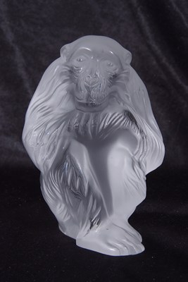 Lot 6 - Modern Lalique paperweight modelled as a...