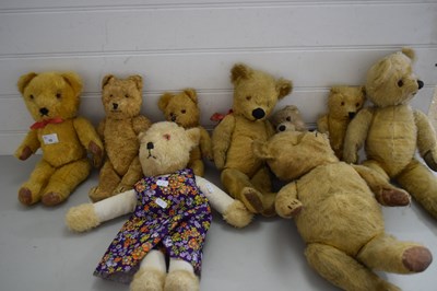 Lot 10 - COLLECTION OF VARIOUS EARLY 20TH CENTURY TEDDY...