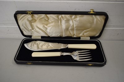 Lot 125 - CASED SILVER PLATED FISH SERVERS
