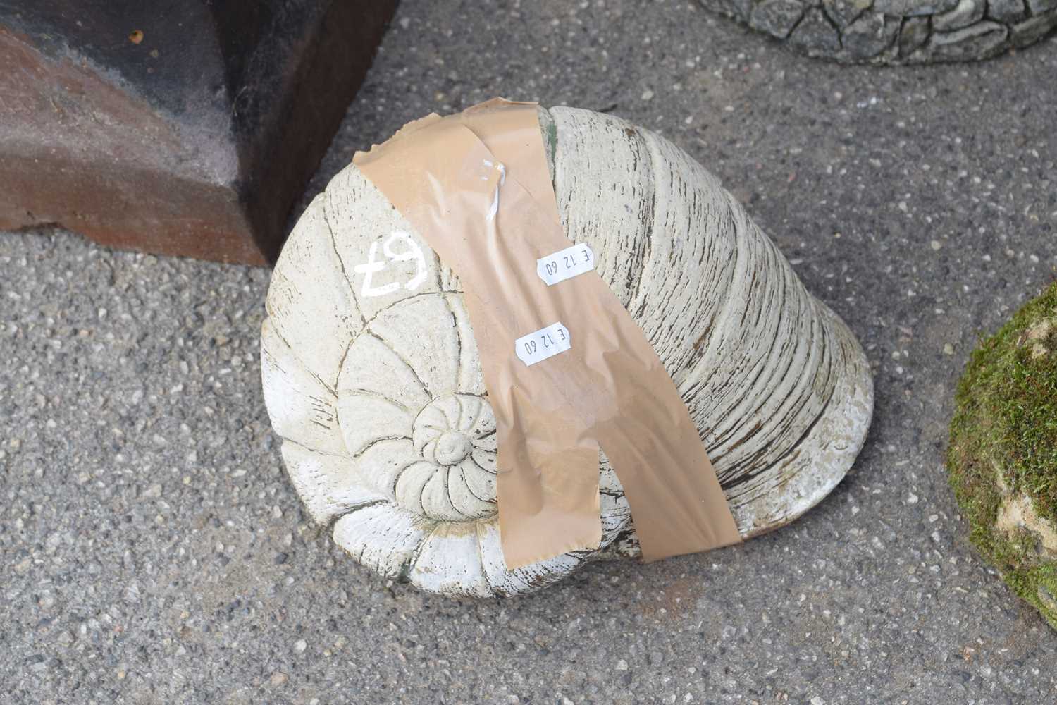 Lot 67 - Composite garden ornament in the shape of a shell