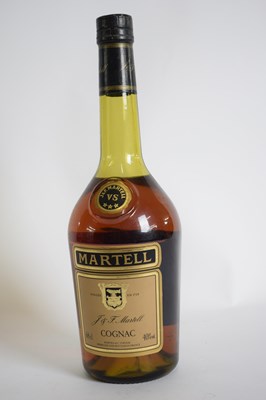 Lot 129 - Martell Cognac, 68cl bottle