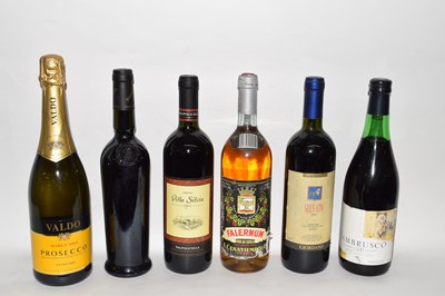 Lot 38 - Six various bottles of Wine, comprising: 

1...