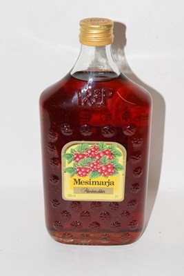 Lot 91 - 1 bt Mesimarja Finnish Brambleberry Liqueur...