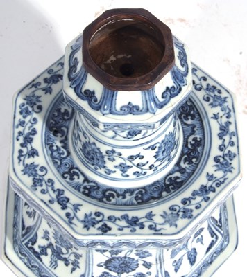Lot 173 - Late Ming Vase