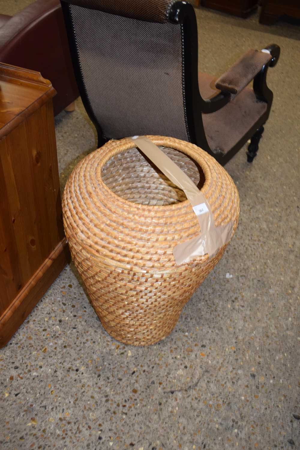 Lot 367 - RUSH LAUNDRY BASKET