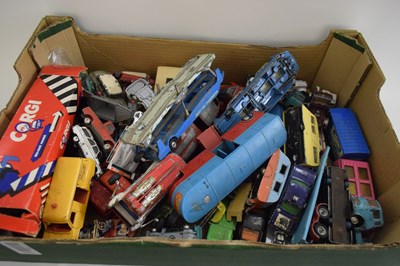 Lot 6 - LARGE BOX VARIOUS DIE-CAST TOY VEHICLES TO...