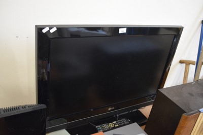 Lot 730 - LG FLATSCREEN TV