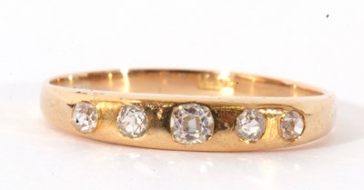 Lot 72 - Five stone diamond ring featuring five old cut...