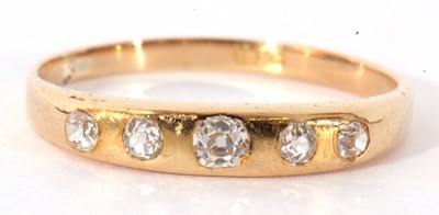 Lot 72 - Five stone diamond ring featuring five old cut...