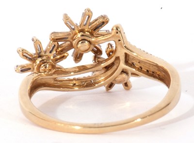 Lot 101 - Modern 9ct gold and diamond ring, an unusual...