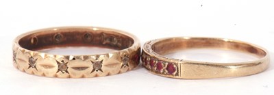 Lot 136 - Mixed Lot: vintage 9ct gold and small ruby...