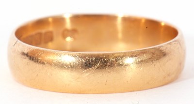 Lot 152 - 22ct gold wedding ring, plain polished design,...