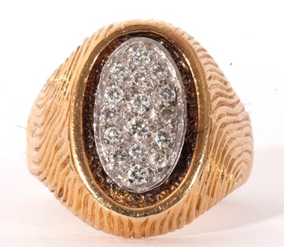 Lot 162 - Large 18ct gold and diamond cluster ring, the...