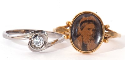 Lot 165 - Mixed Lot: yellow metal ring, the oval glazed...