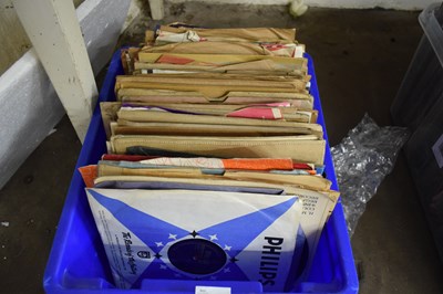 Lot 598 - BOX OF VINTAGE RECORDS