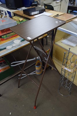 Lot 667 - METAL STAND FOR A PROJECTOR